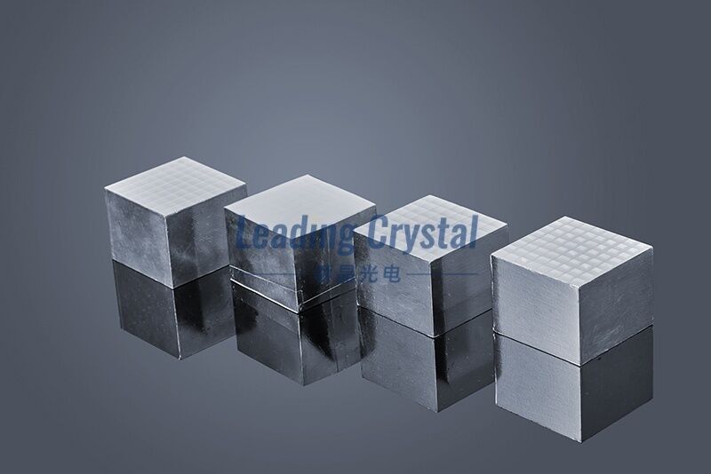 BGO Crystal Array 4.7 mm×4.7 mm×30 mm with  BaSO₄ Reflector - 8×8 Configuration High-Efficiency Gamma-Ray Detection Array for Precision Radiation Measurement